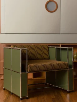 Manjak Lounge Chair