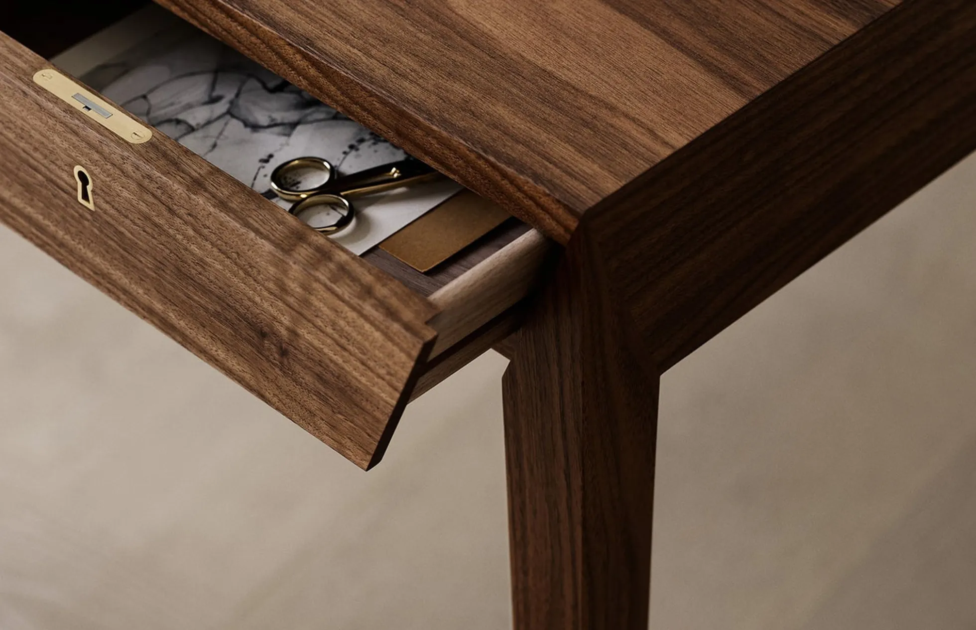 Margrethe Desk