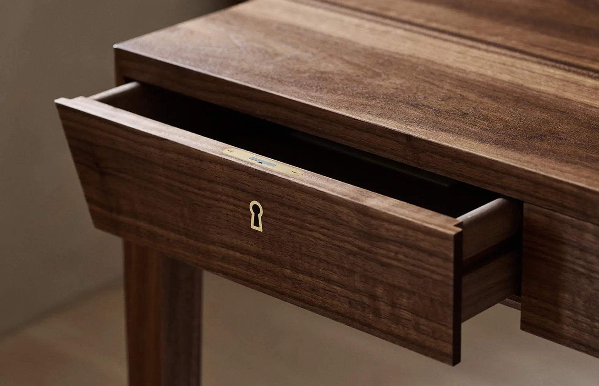 Margrethe Desk