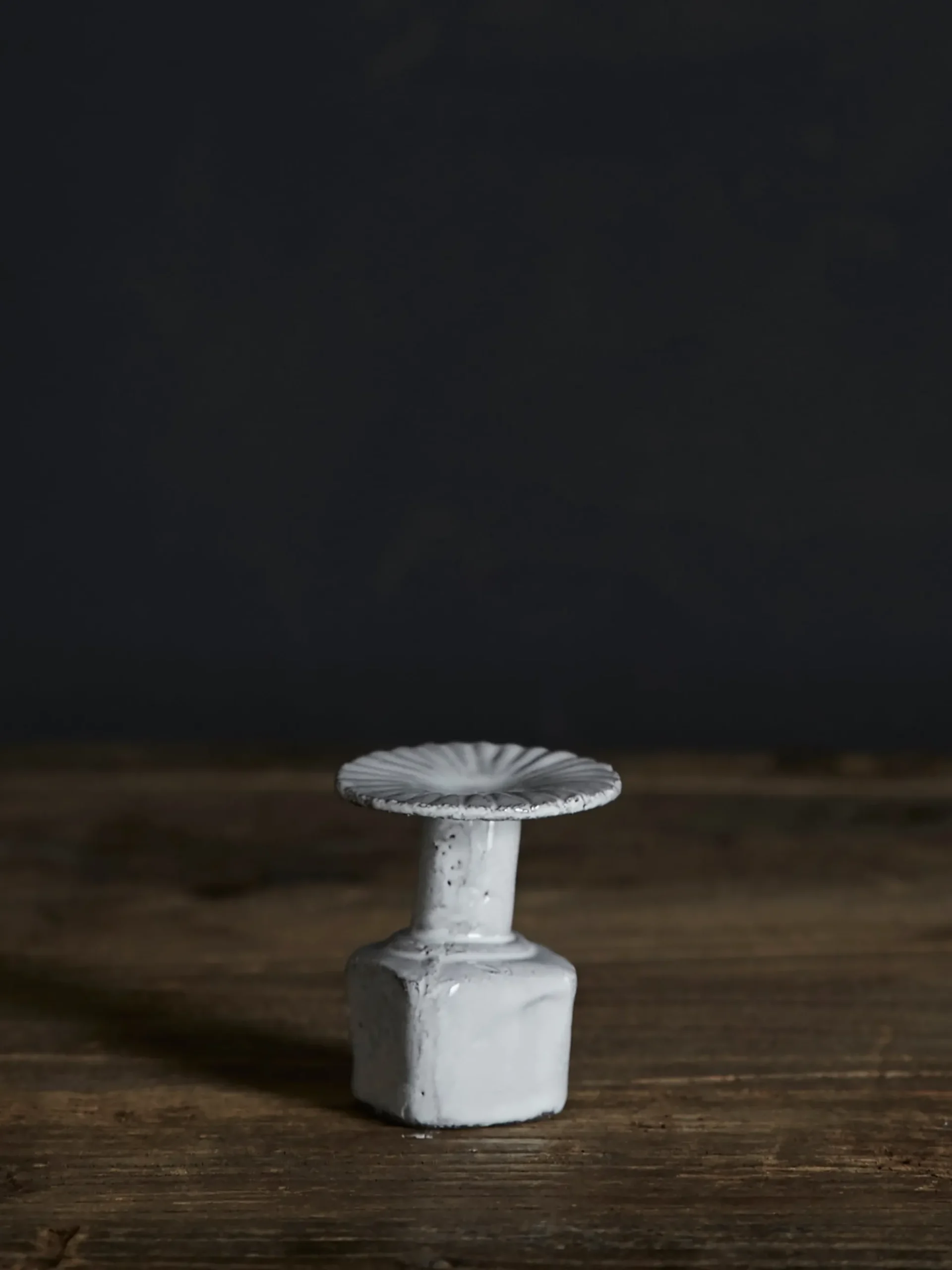 Marguerite Incense Holder