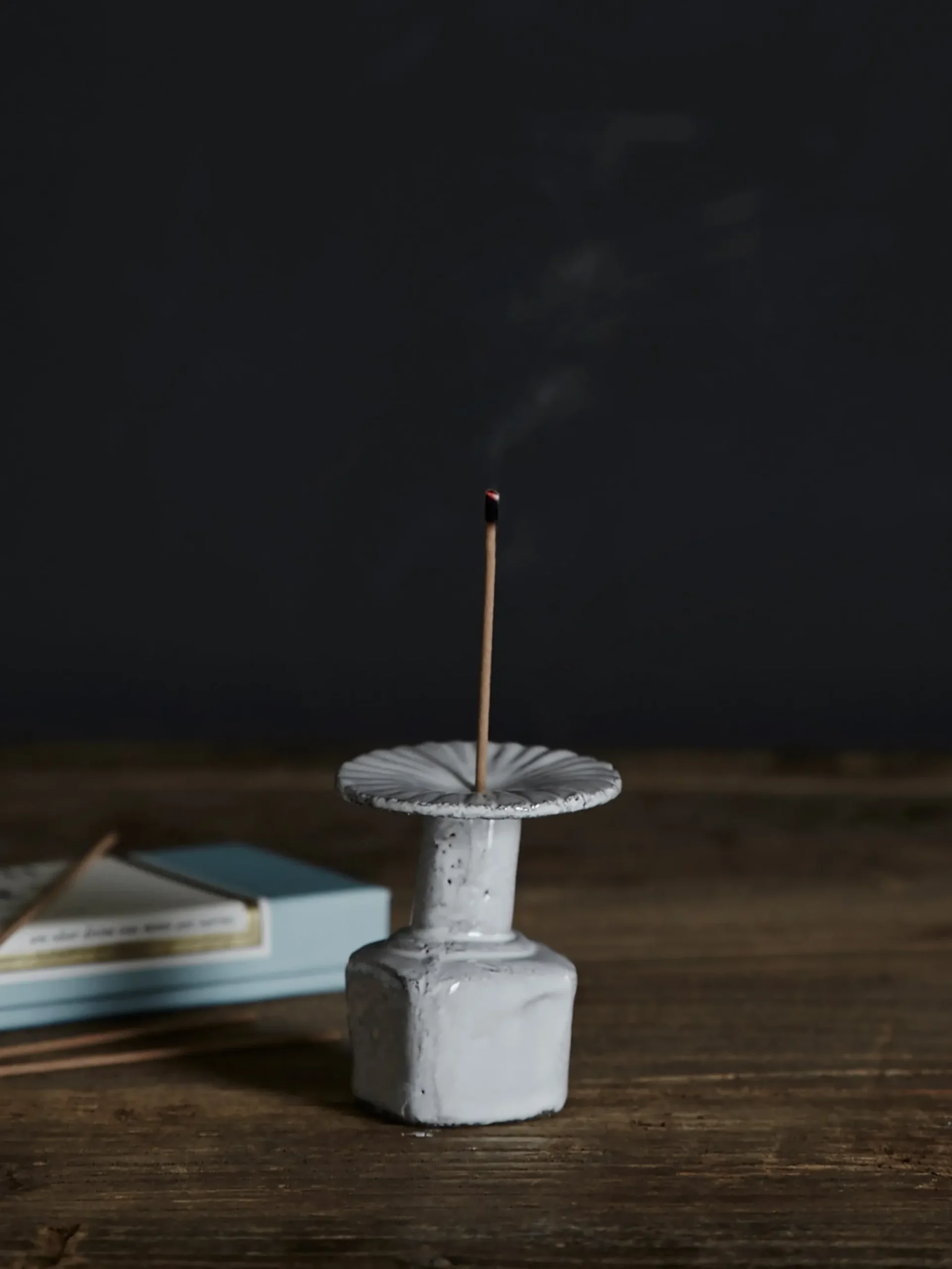 Marguerite Incense Holder