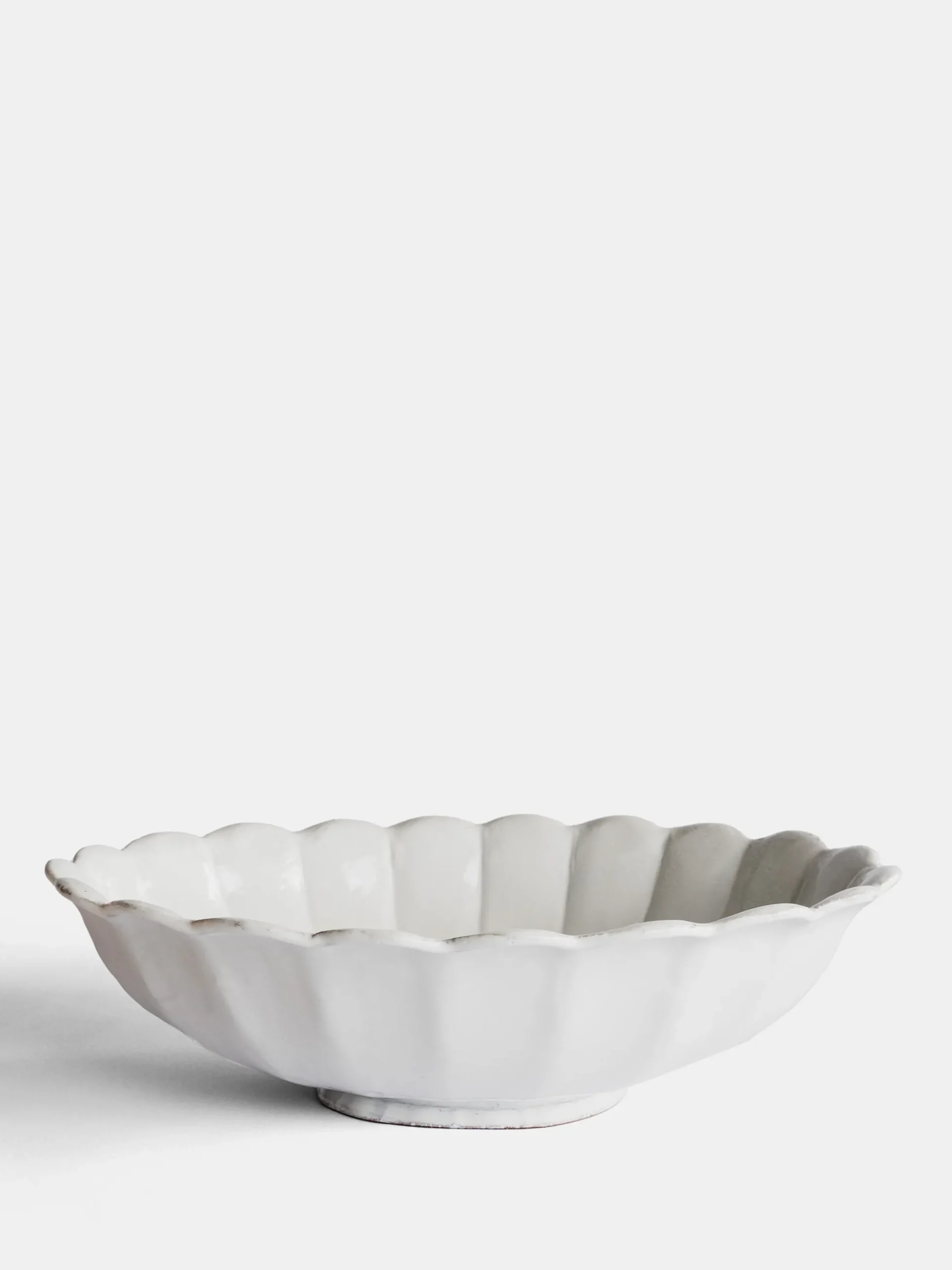 Marguerite Large Platter on Low Stand