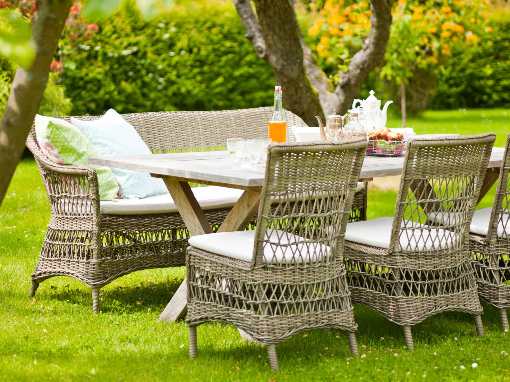 Marie Exterior Chair - Antique Grey - White Cushion