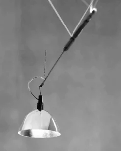 Max Mover Wall Lamp