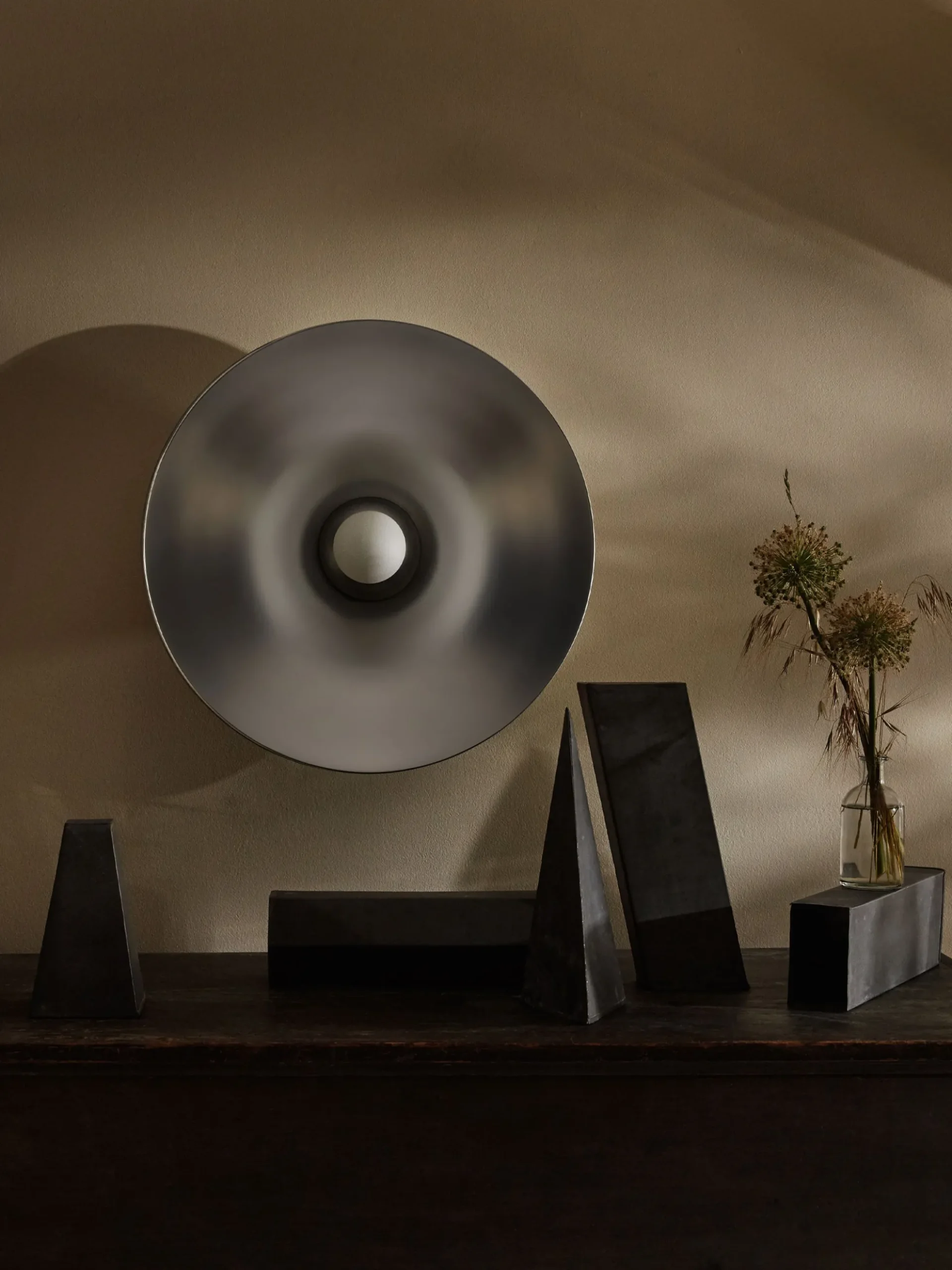 Monumental - Waxed Aluminum