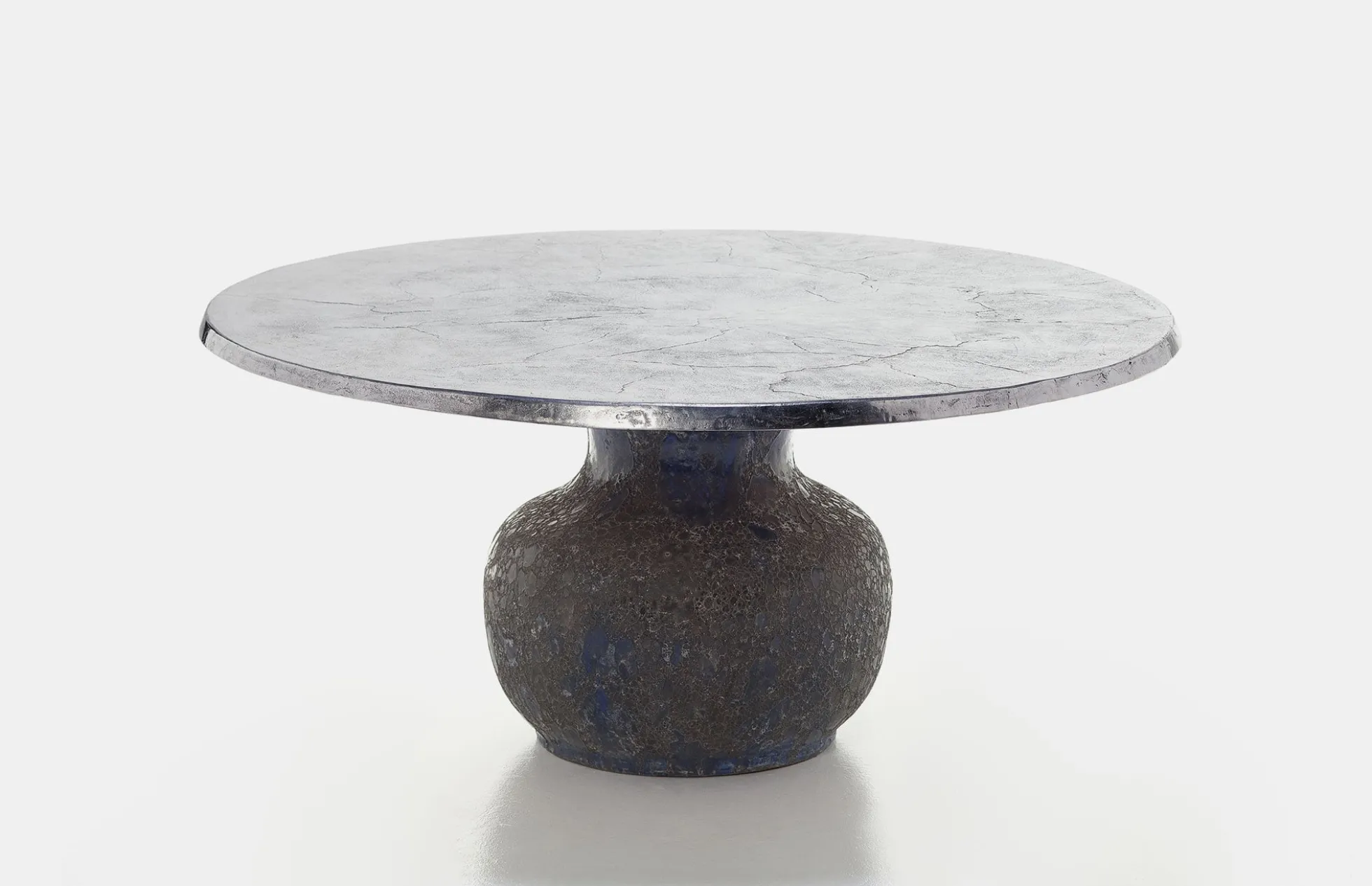Moon Round Dining Table