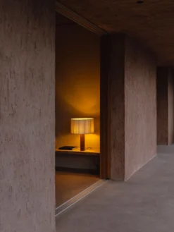 Moragas Table Lamp