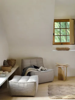 N701 Armchair