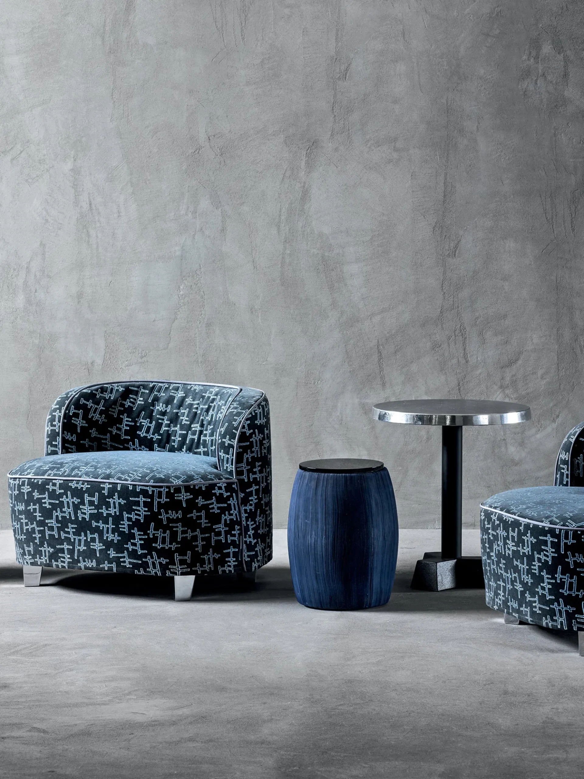 News 108 Side Table – Blue