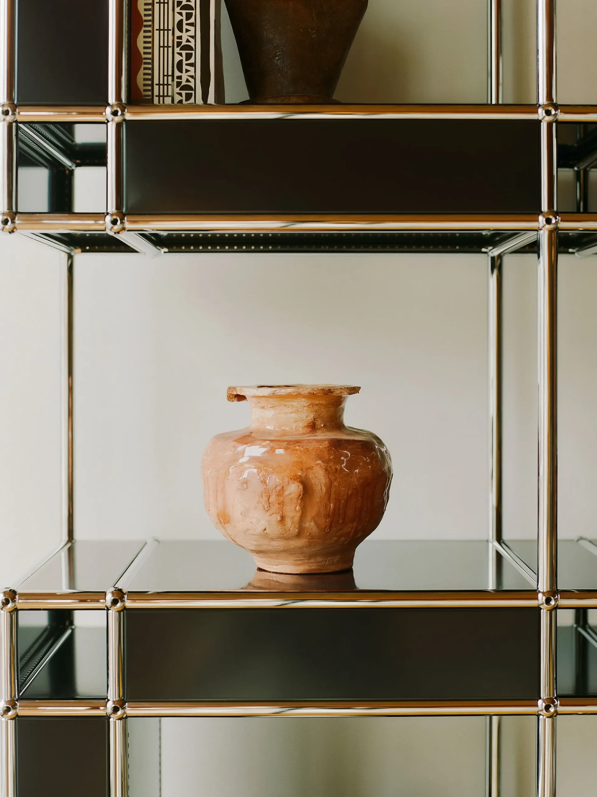 Nkyinkyim Bookshelf