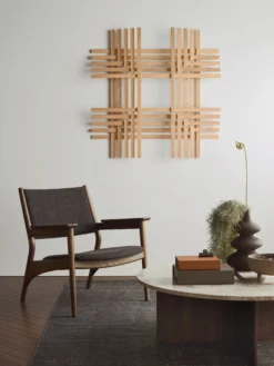 N-LC01 Armchair