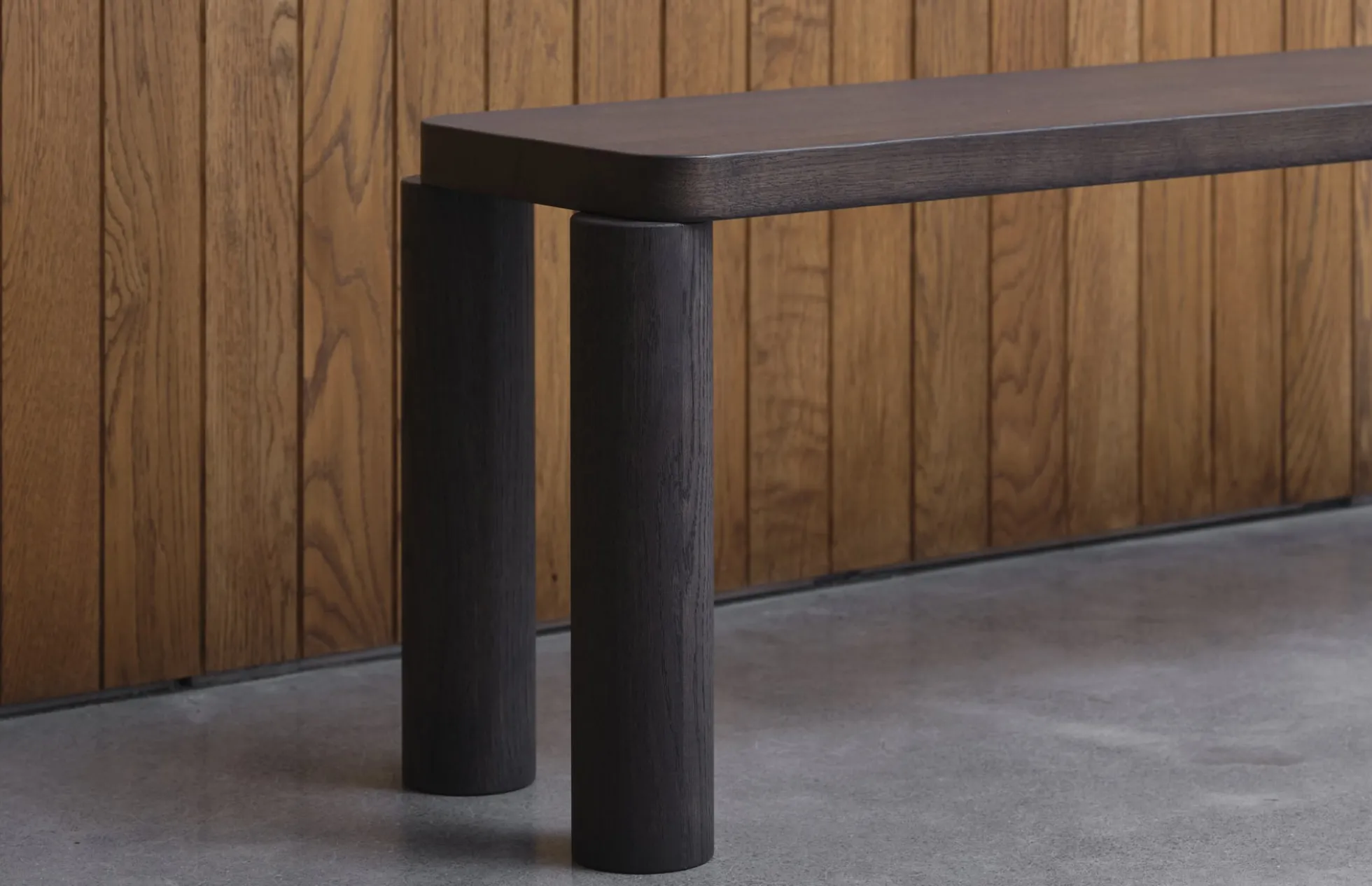 Offset Bench