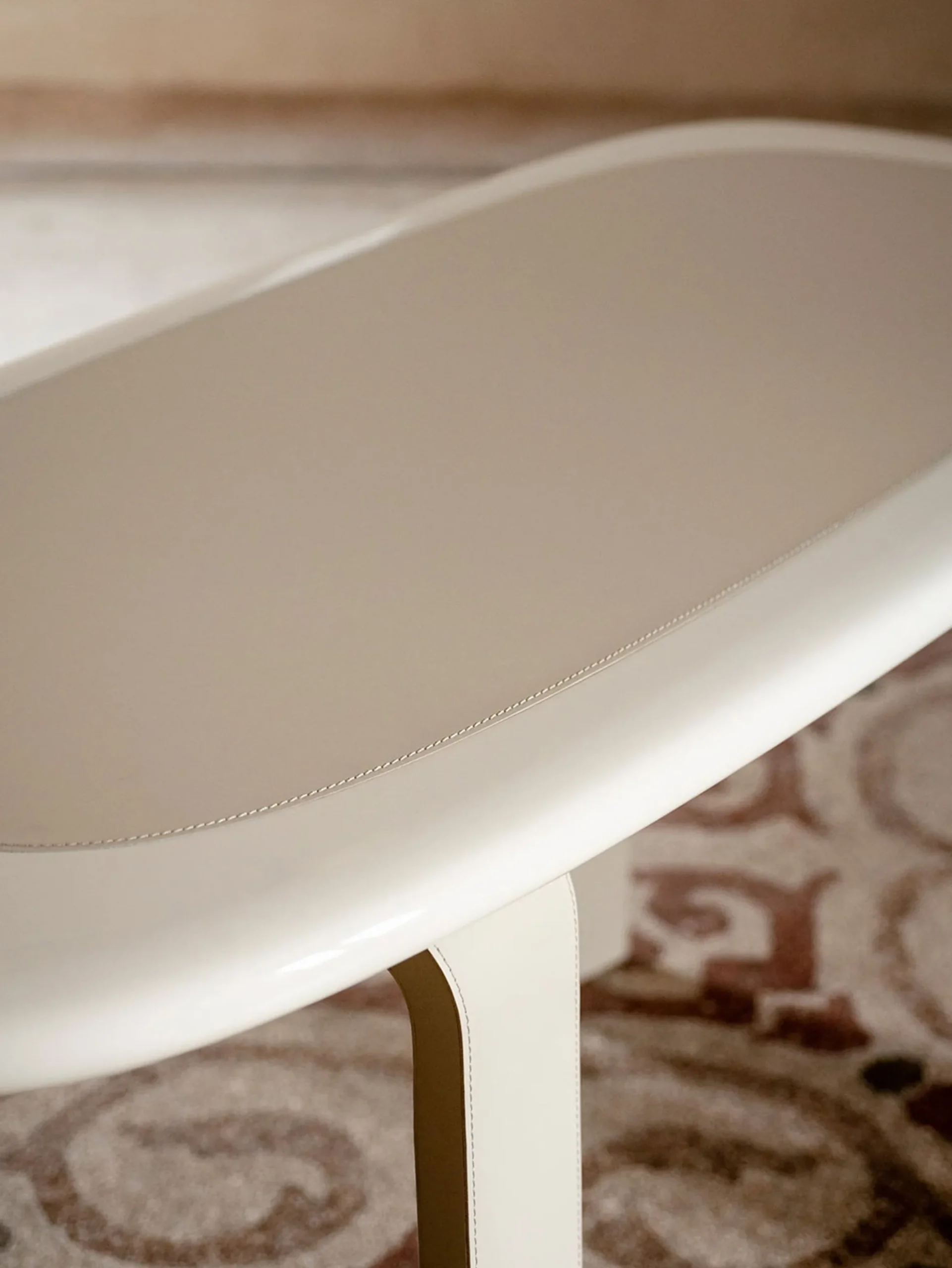 Orbit Desk