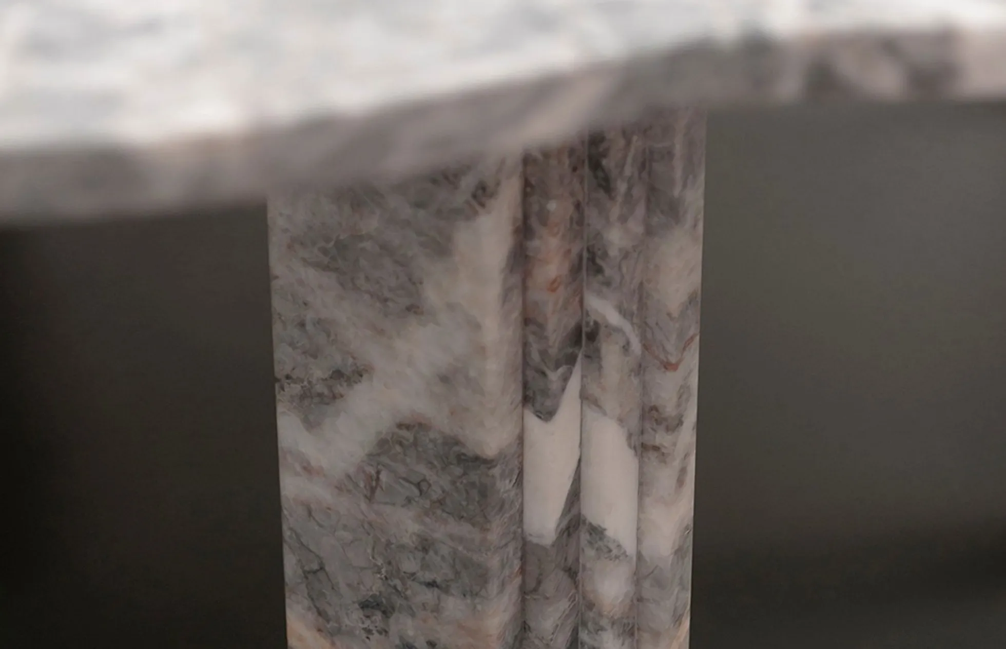 Orpheus Table - Matt Fior di Pesco