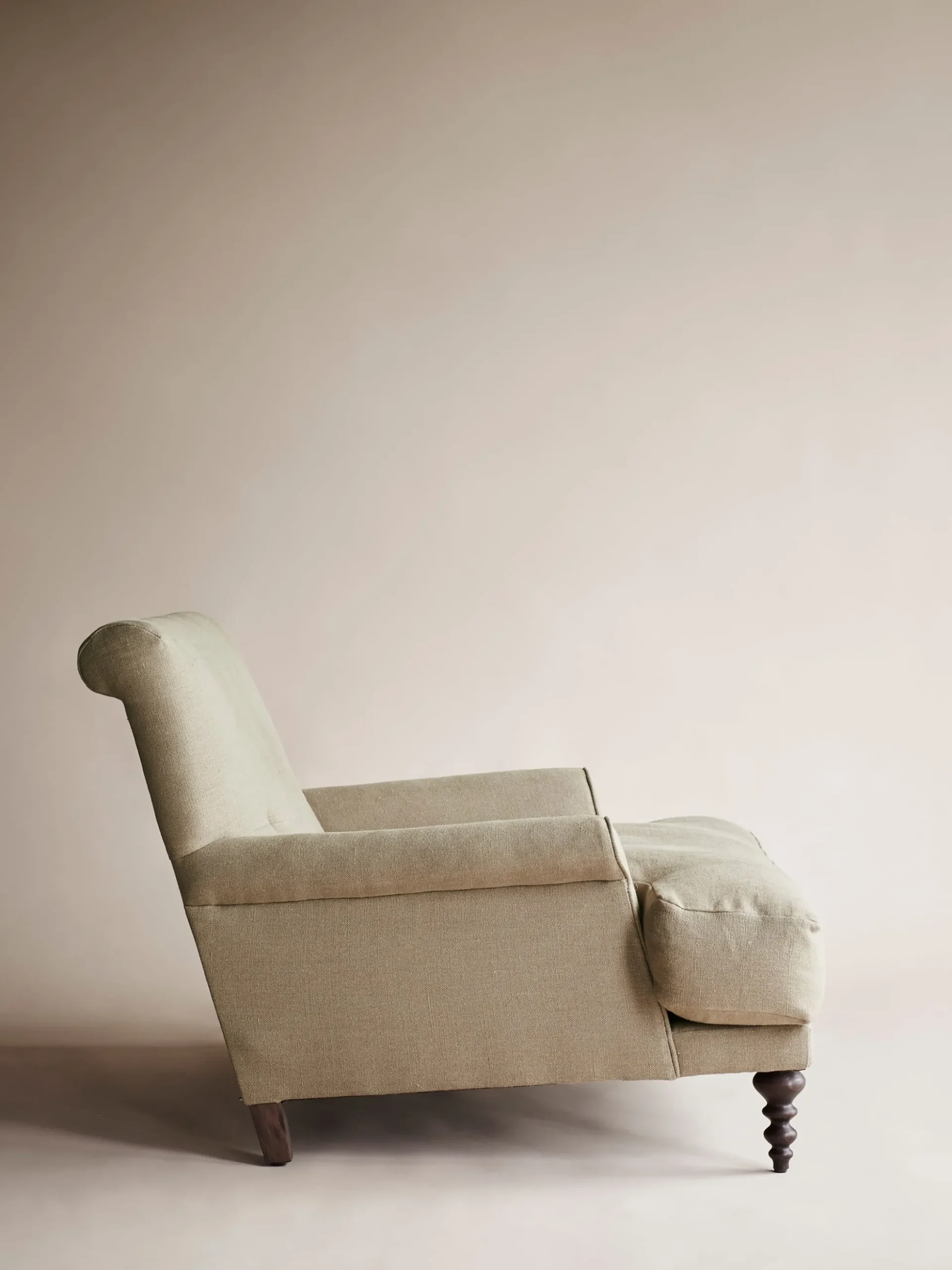 Oscar Armchair