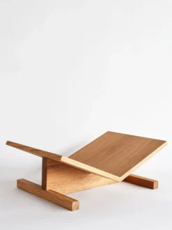 Page Bookstand - Oak