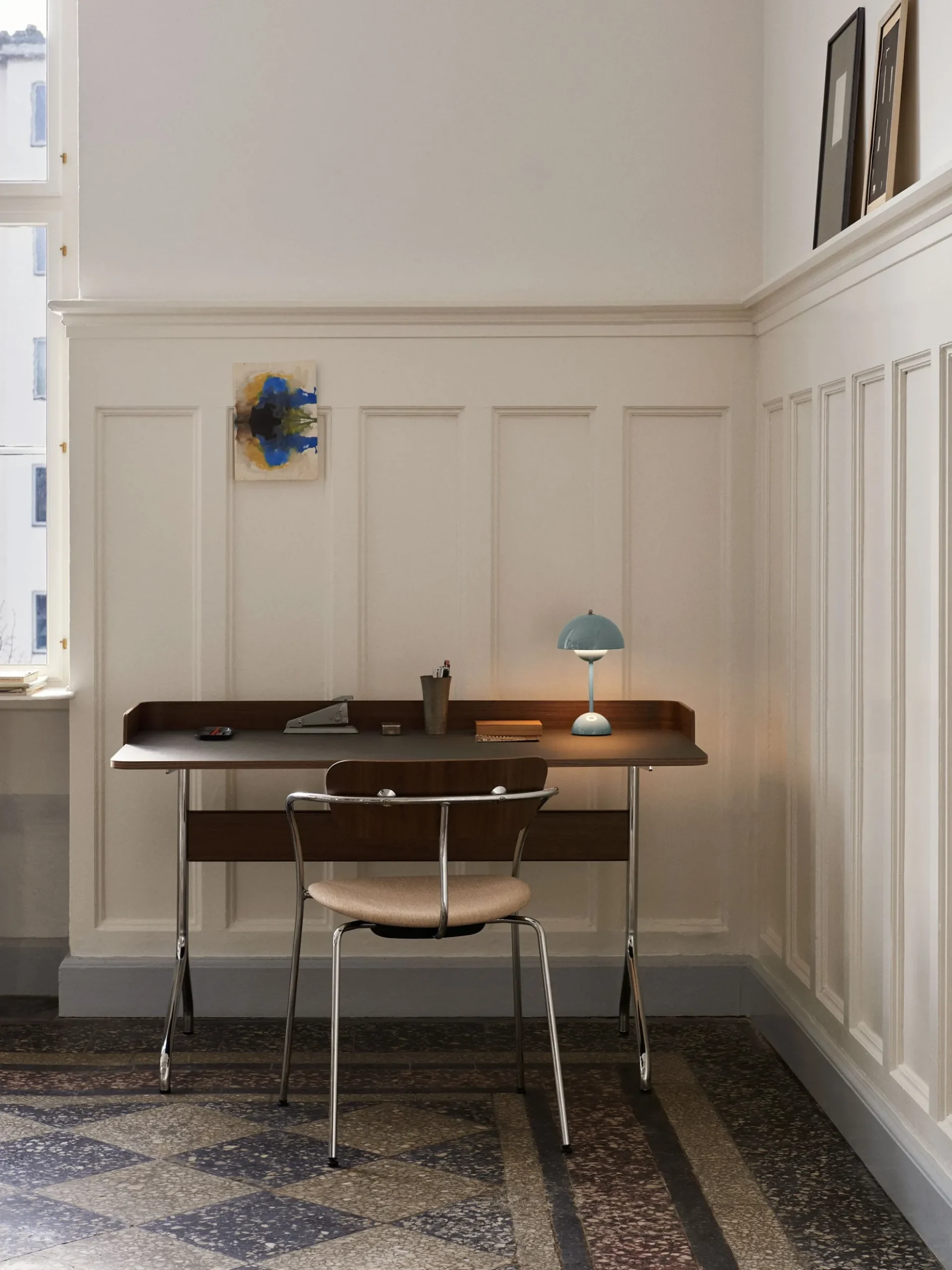 Pavilion Desk