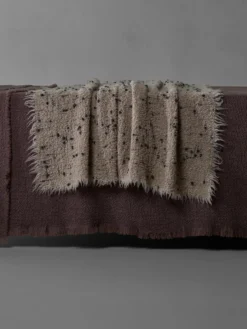 Peg Throw - Piuma