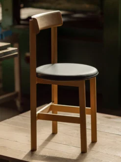 Petit 4 Chair