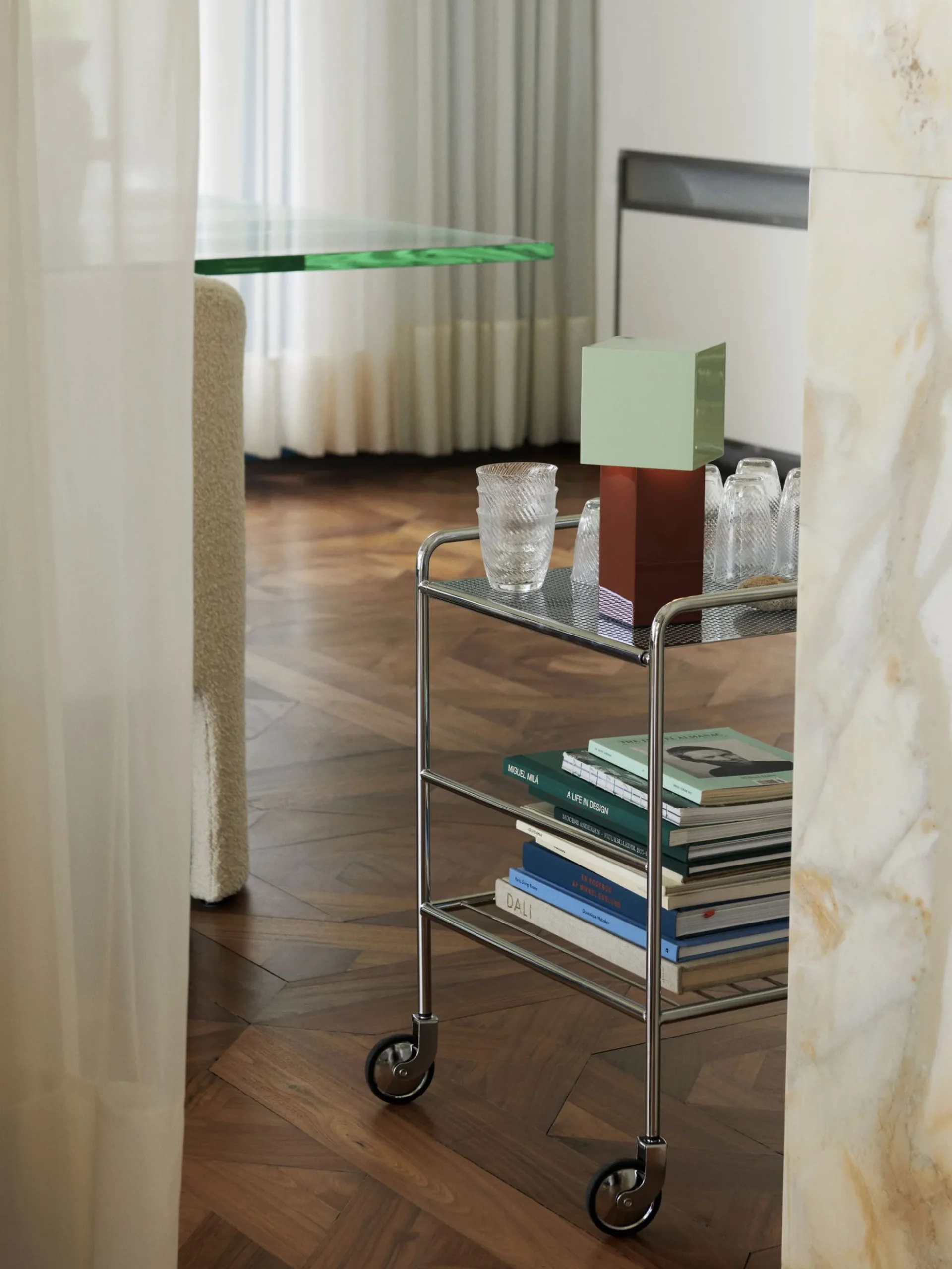 Pivot ATD7 Portable Table Lamp