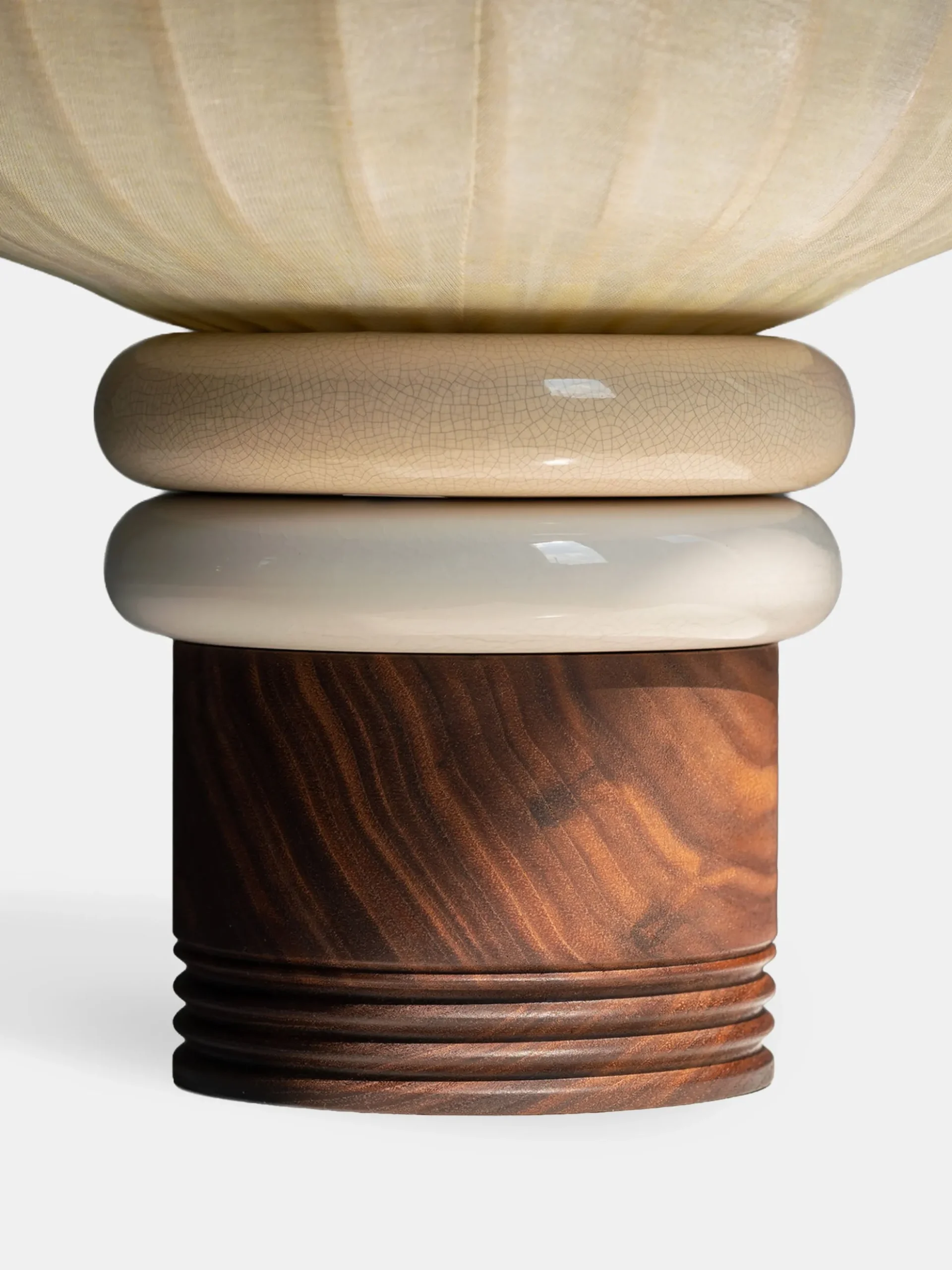Plum Charm Table Lamp - Jin