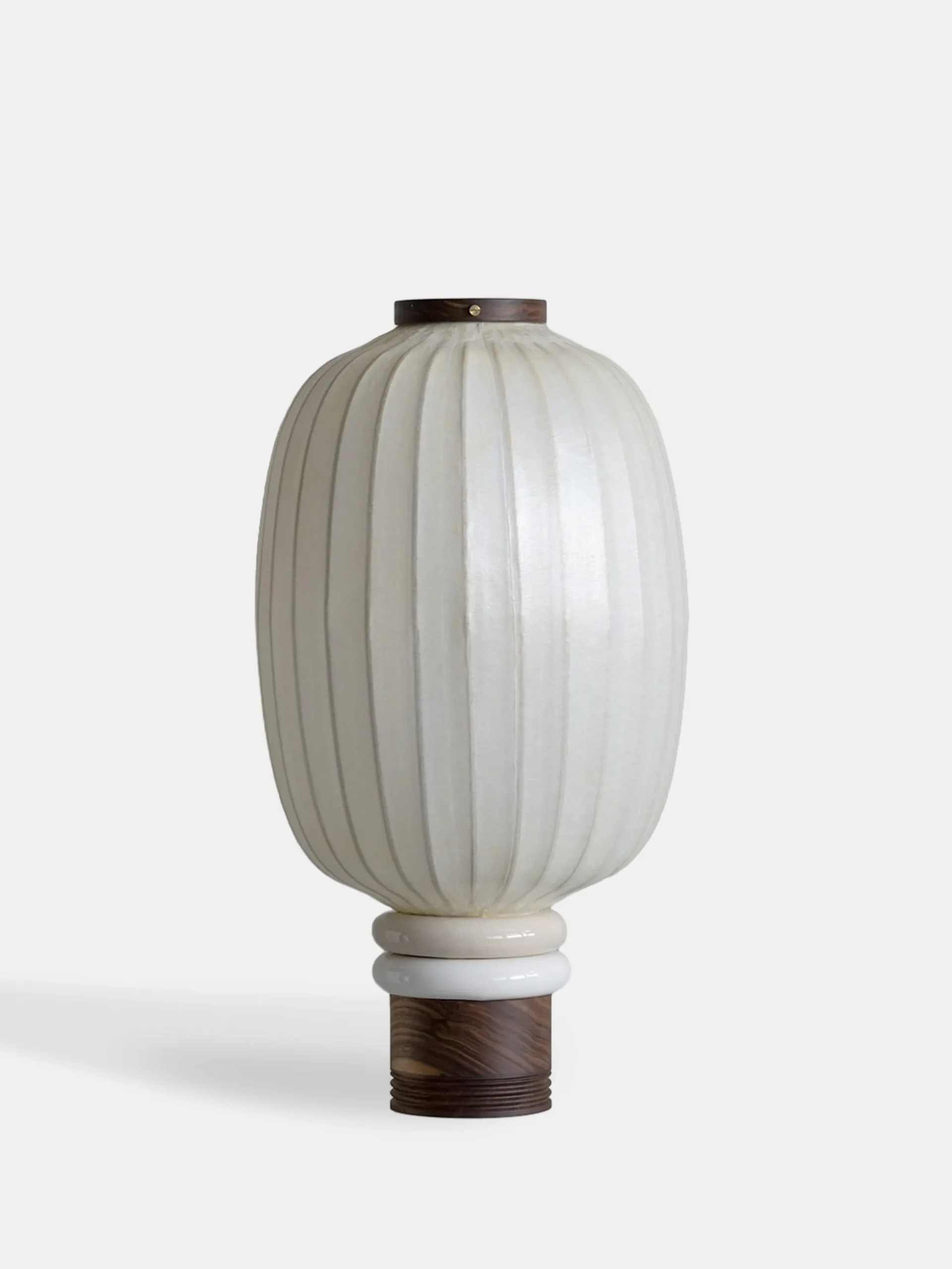 Plum Charm Table Lamp - Jin