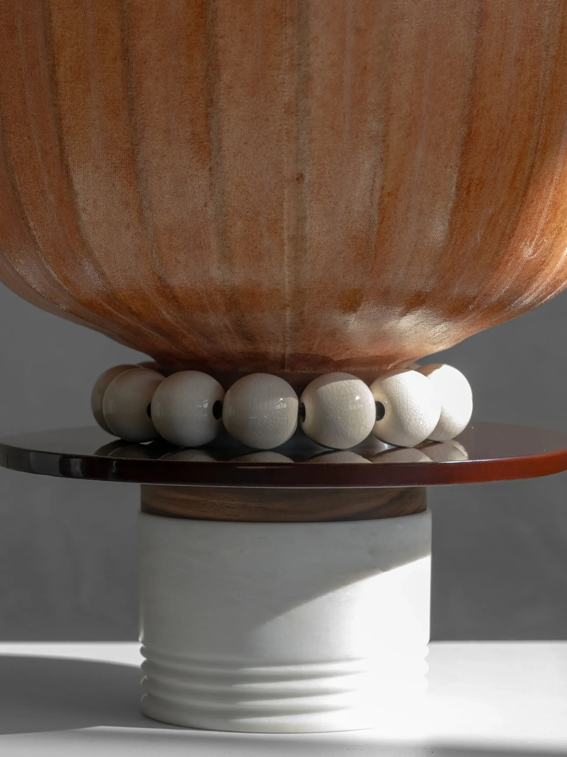 Plum Charm Table Lamp - Tu