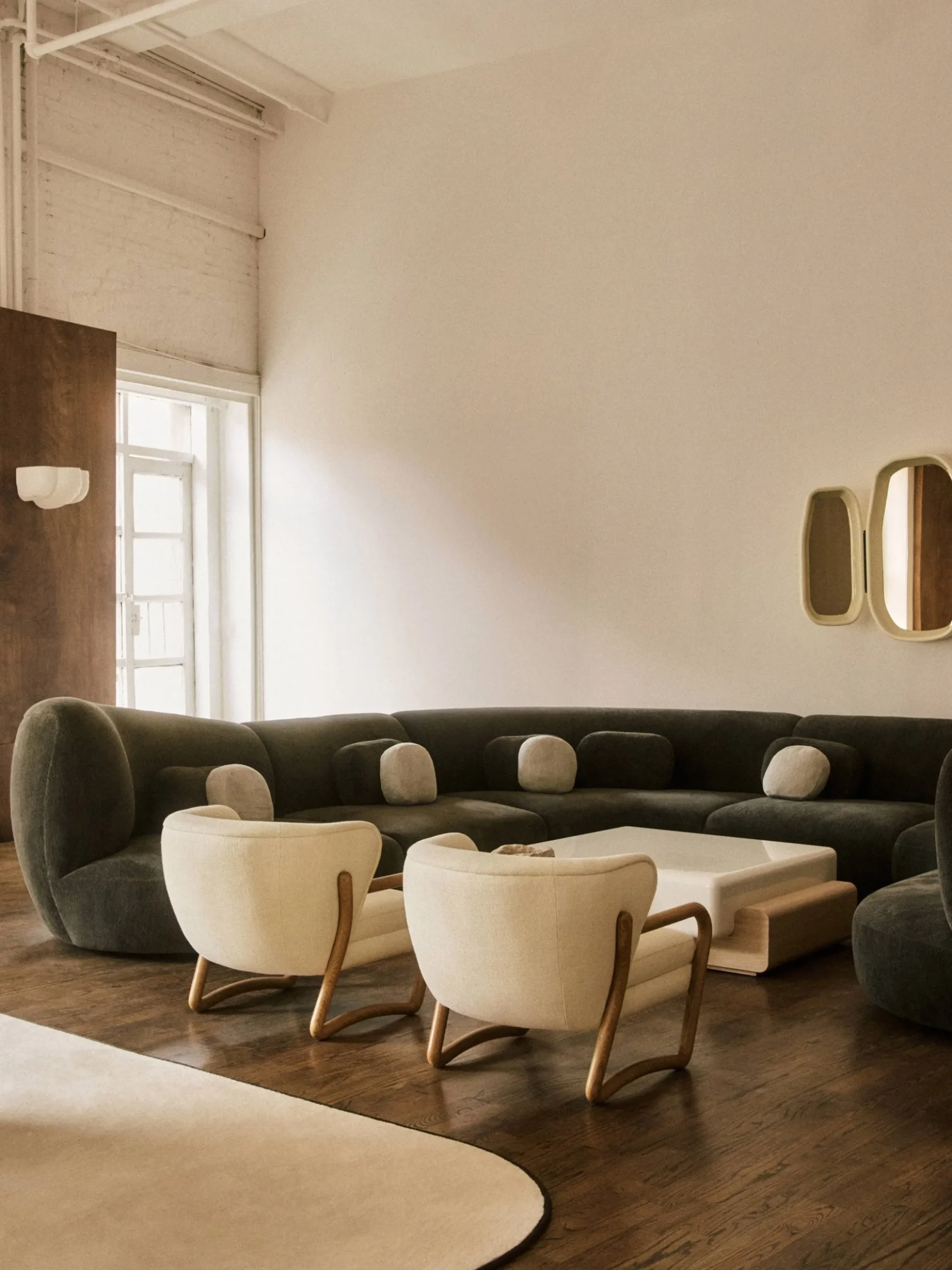 Polus 016 Armchair