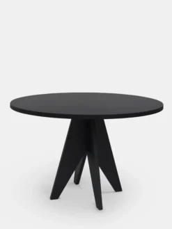 Pose Round Dining Table