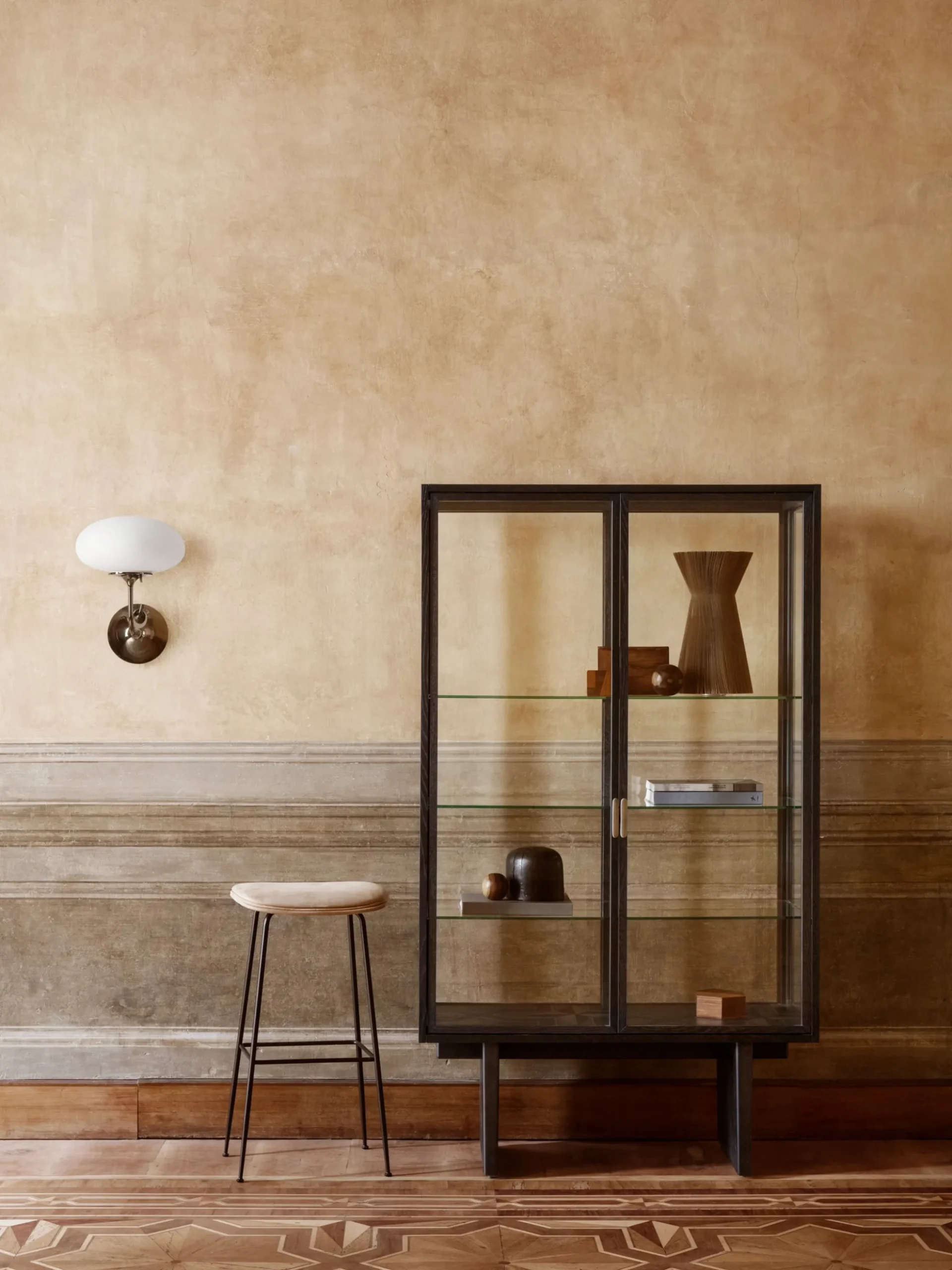 Private Vitrine - Black Stained Oak