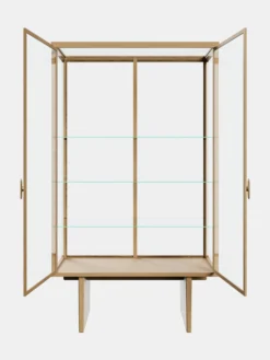 Private Vitrine - Light Stained Oak