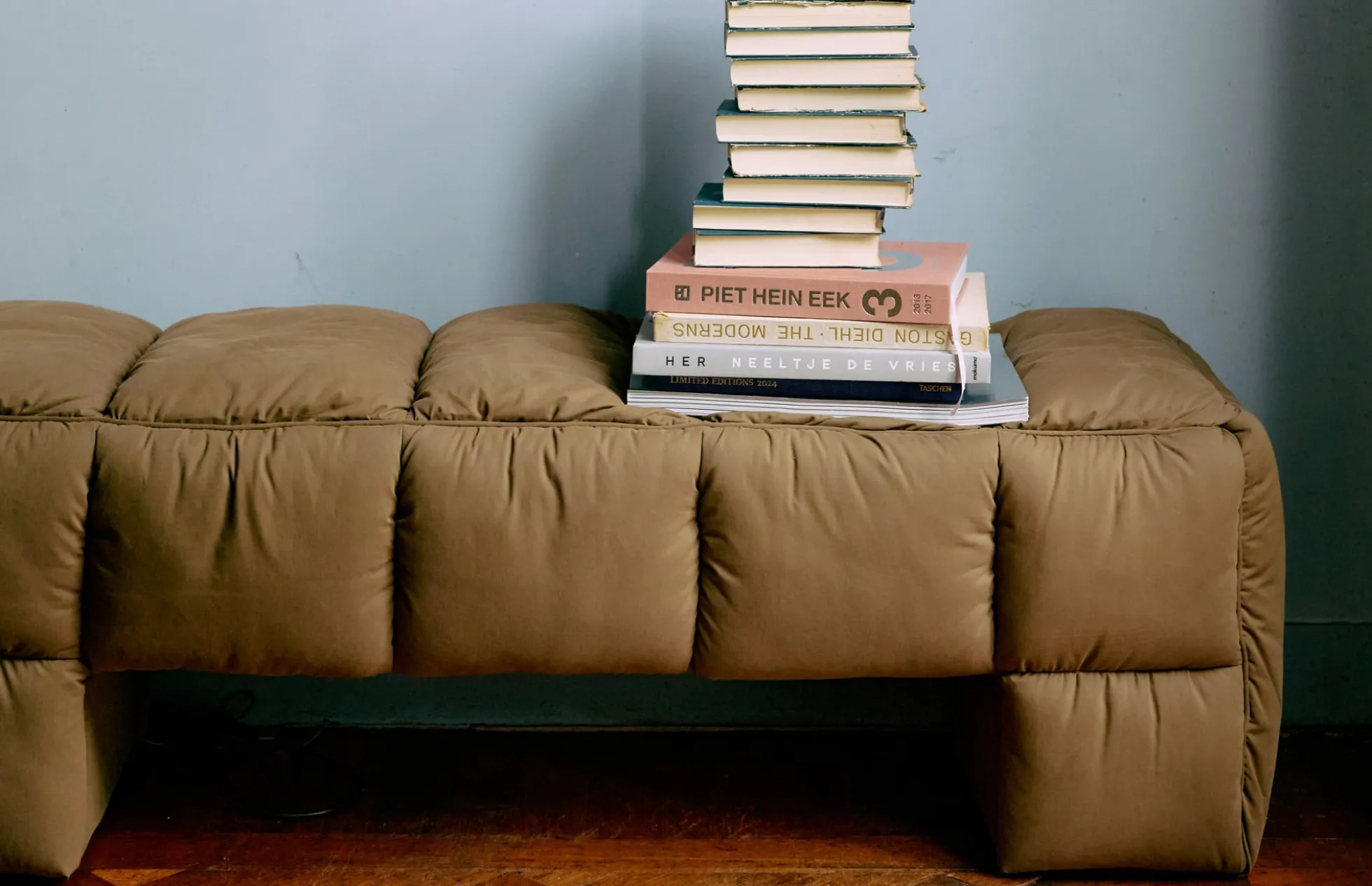Puffy Lobby Bench