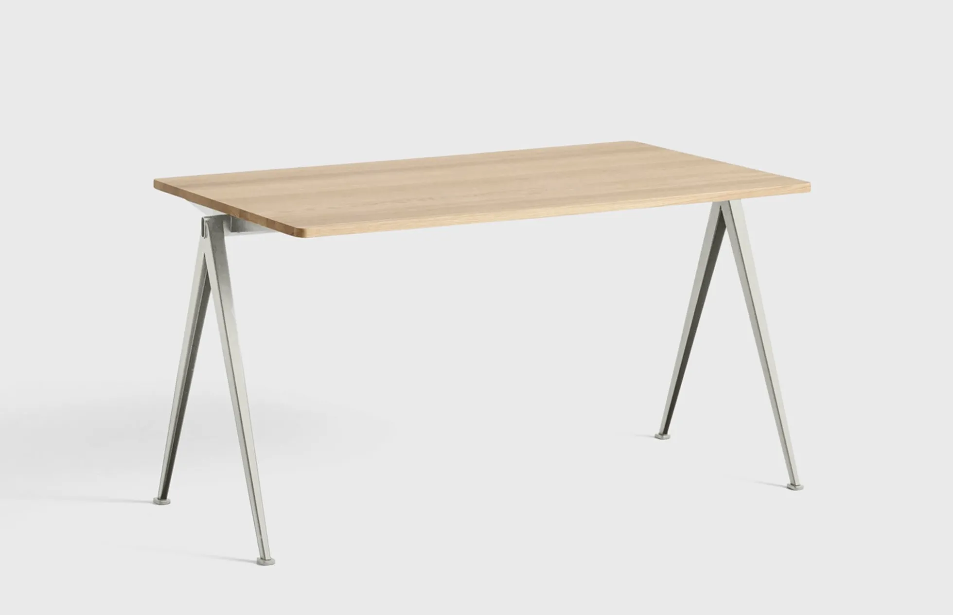 Pyramid Table 01