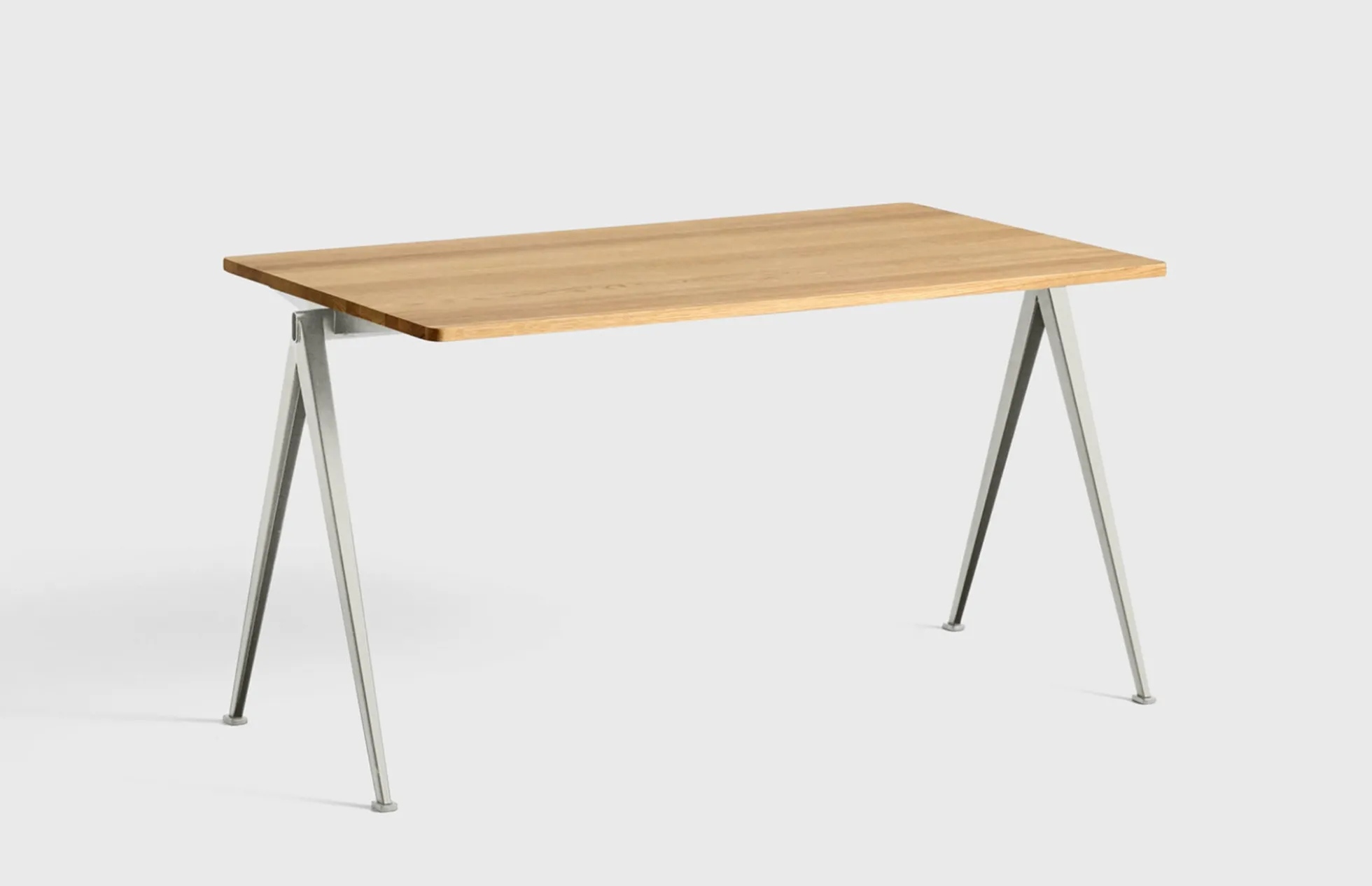 Pyramid Table 01