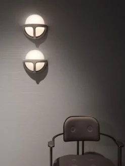 Reprise Sconce