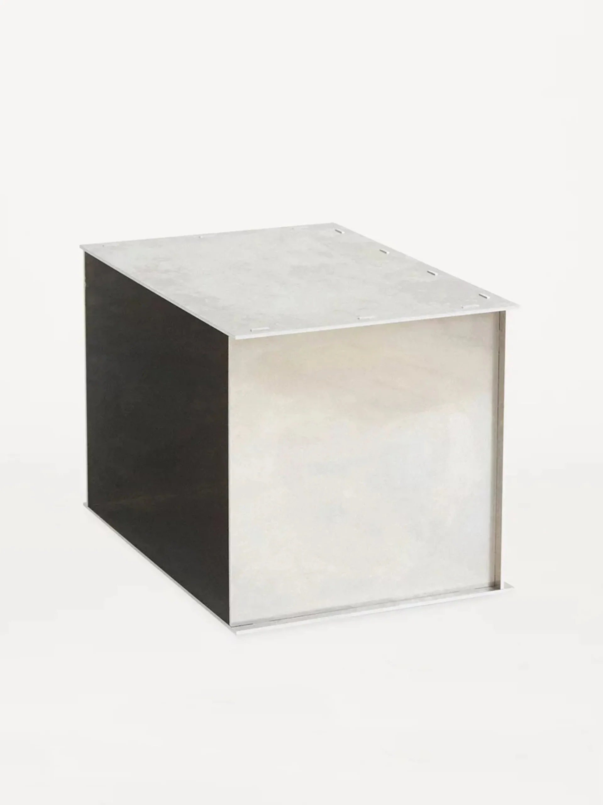 Rivet Box