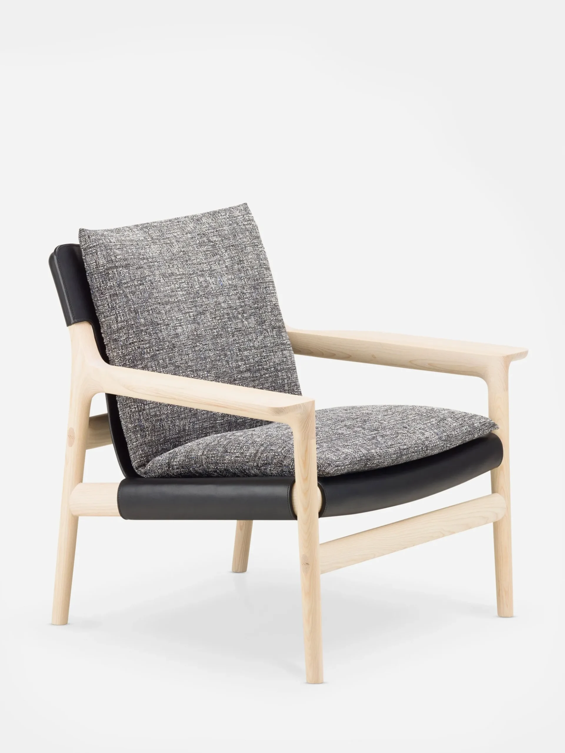 Sela Lounge Chair - Wide Arms