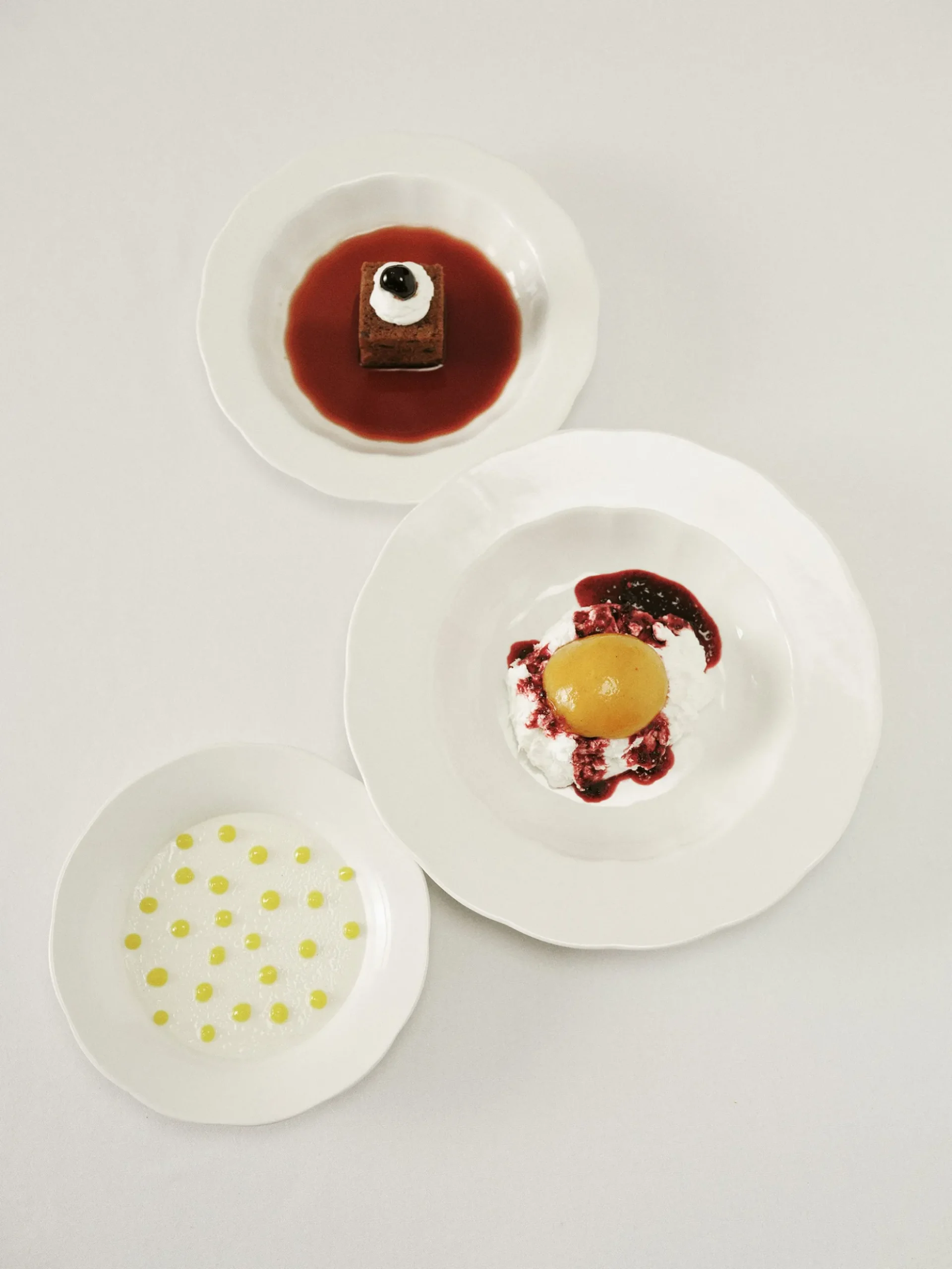 Silhouette High Plate