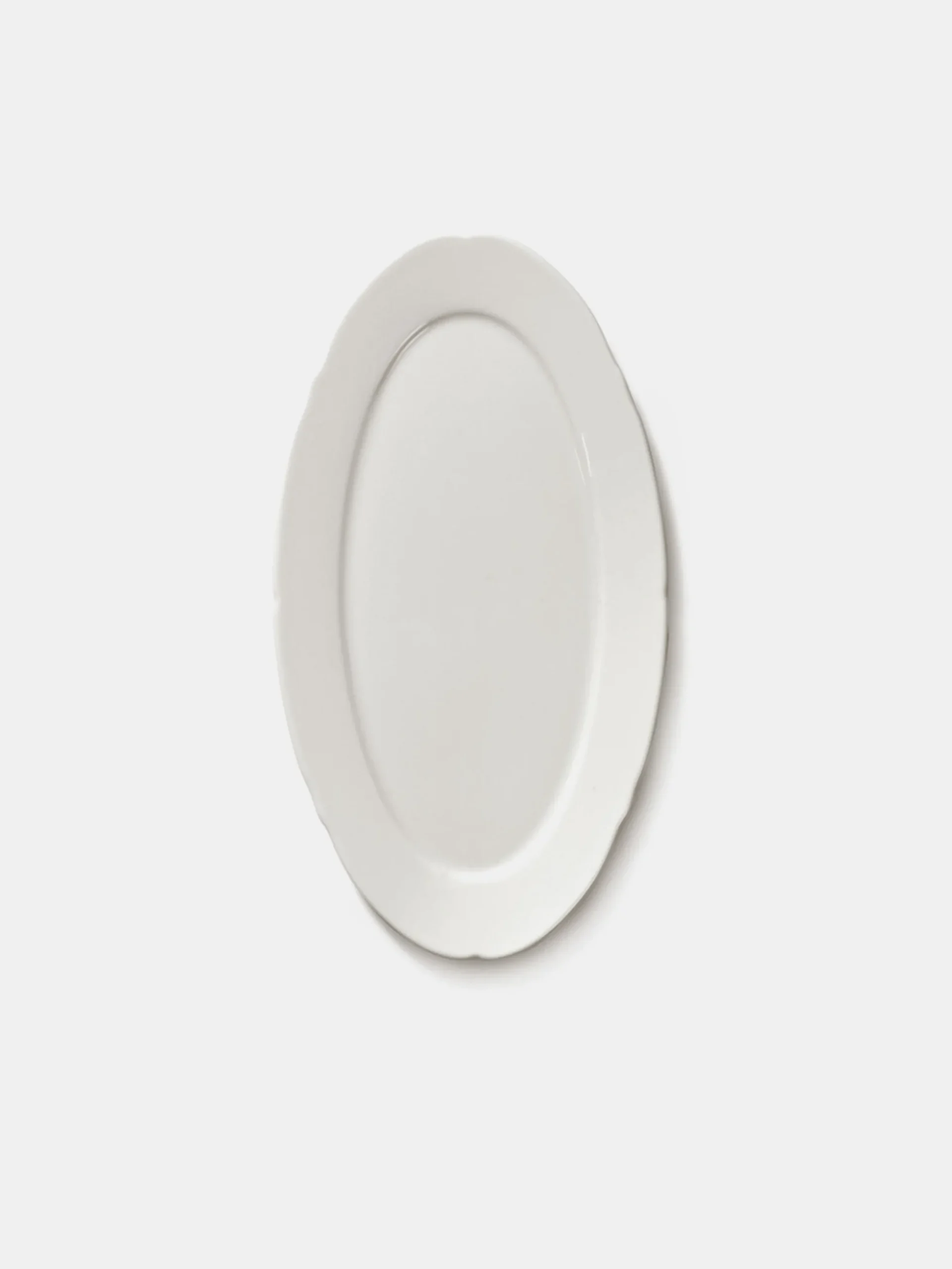 Silhouette Oval Plate