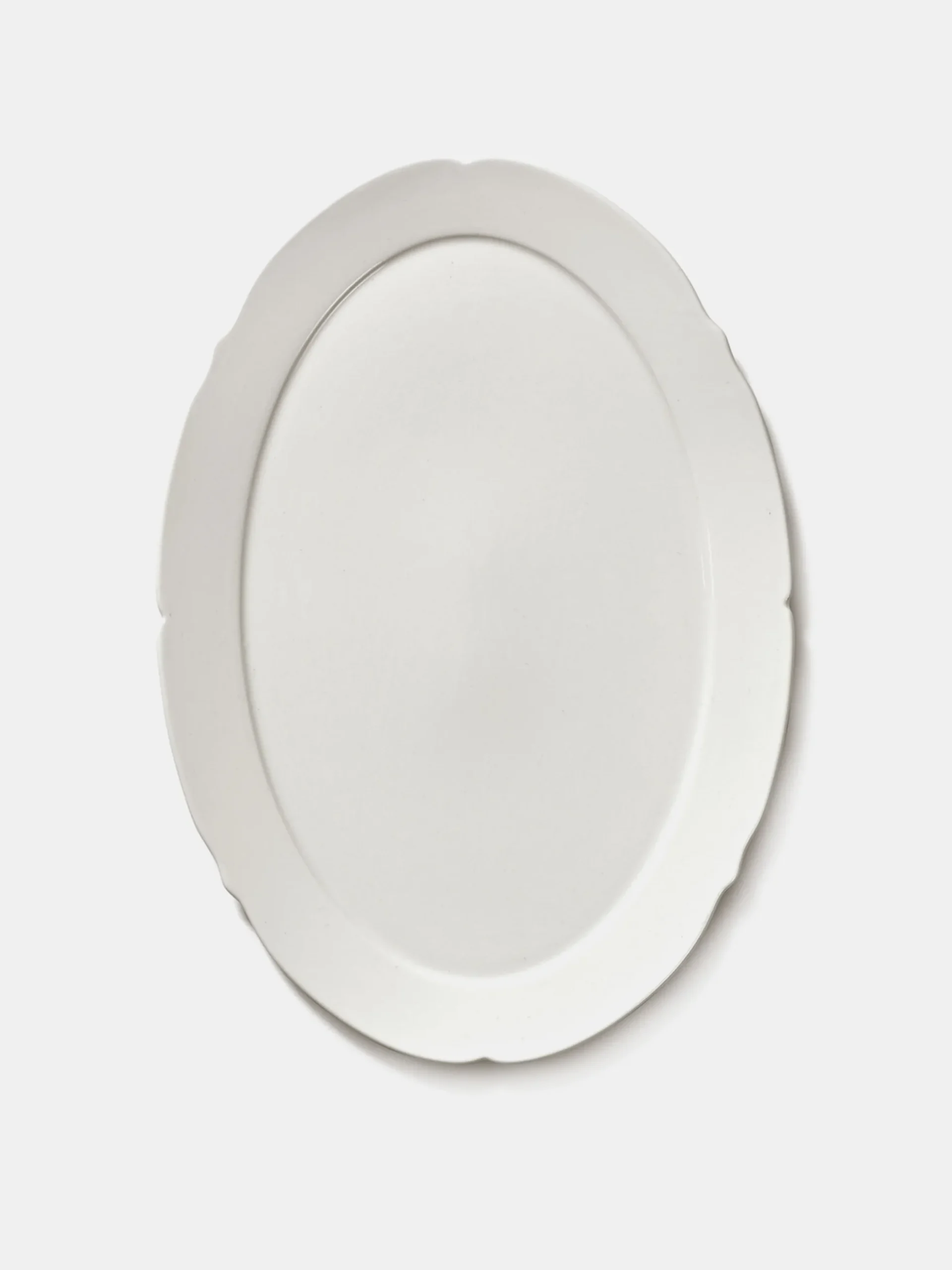 Silhouette Oval Plate