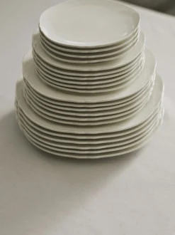 Silhouette Plate