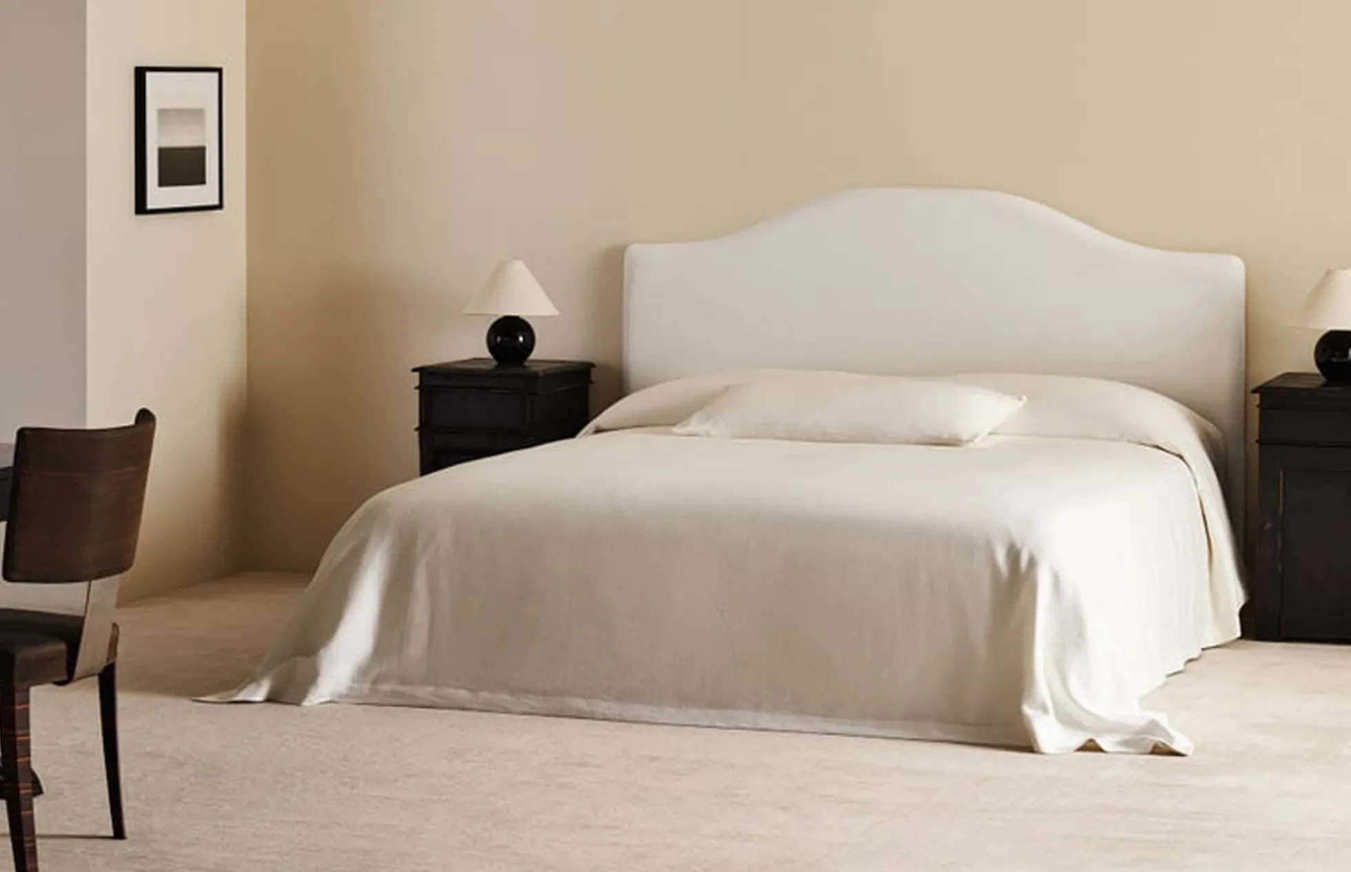 Studio Linen Bedspread - 265x280 cm