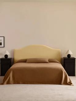 Studio Linen Bedspread - 265x280 cm