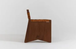 Subsellium Bench