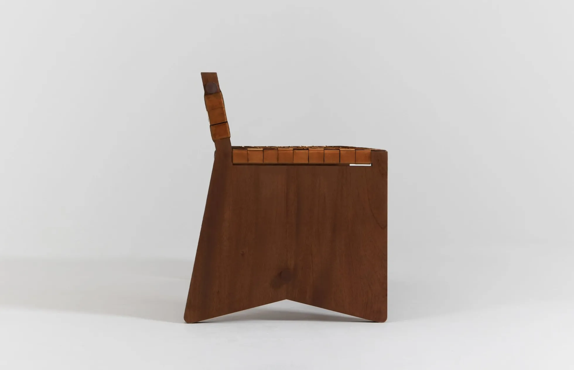 Subsellium Bench