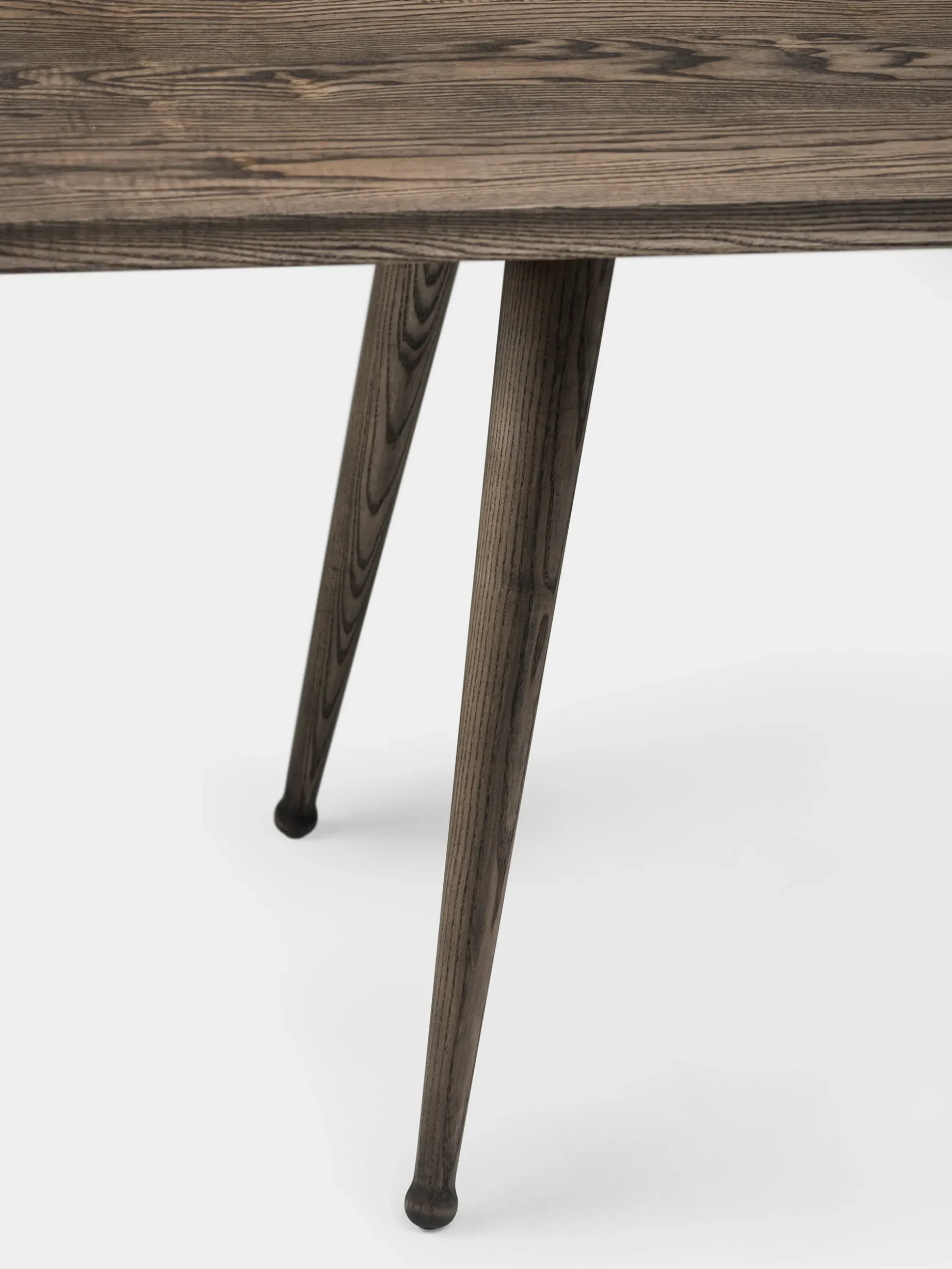 Tavli Dining Table