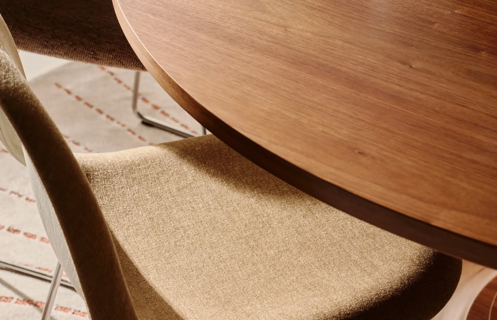 Tavolo a Dischi Dining Table