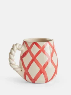 The Line - Pitcher