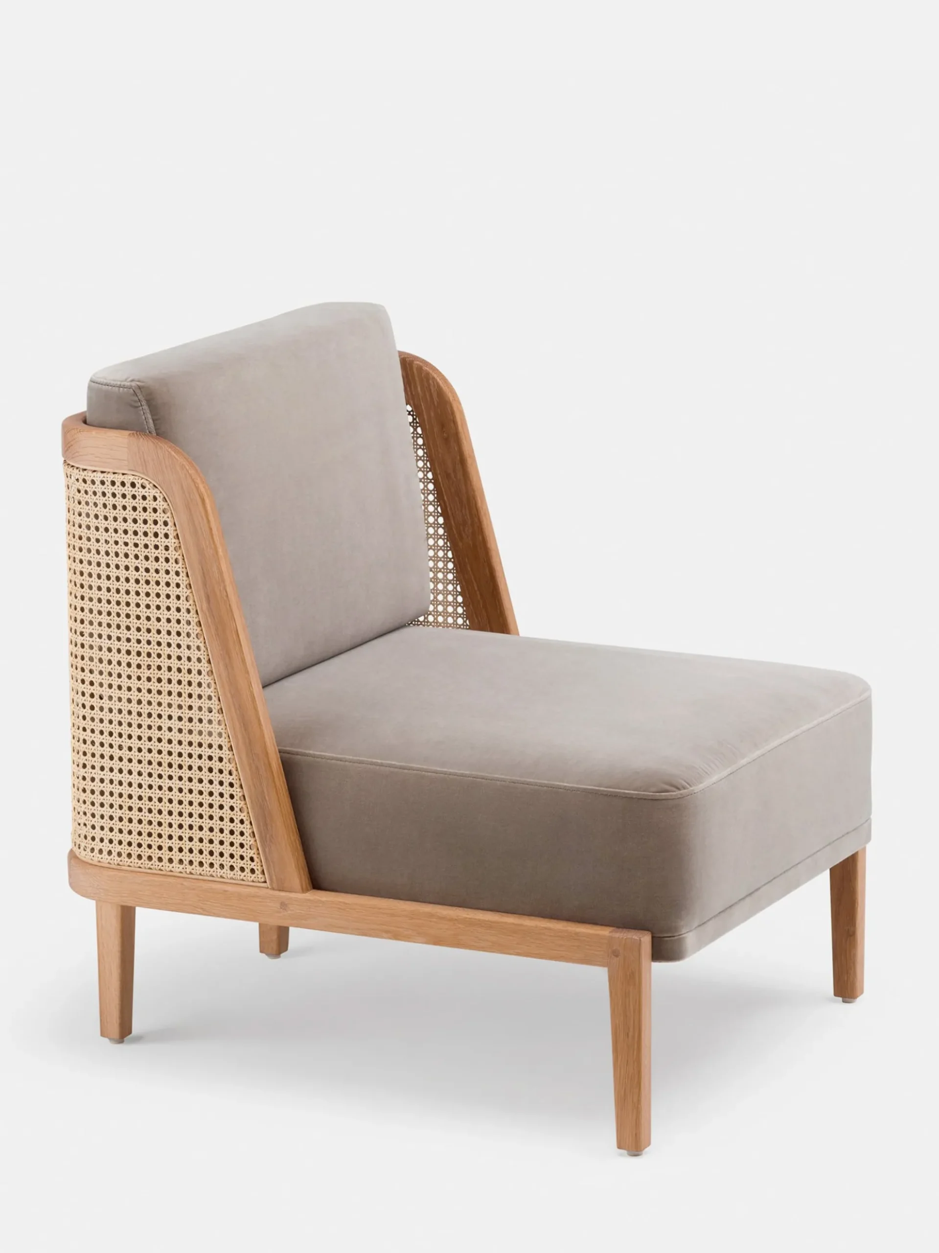 Throne Lounge Chair - Rattan