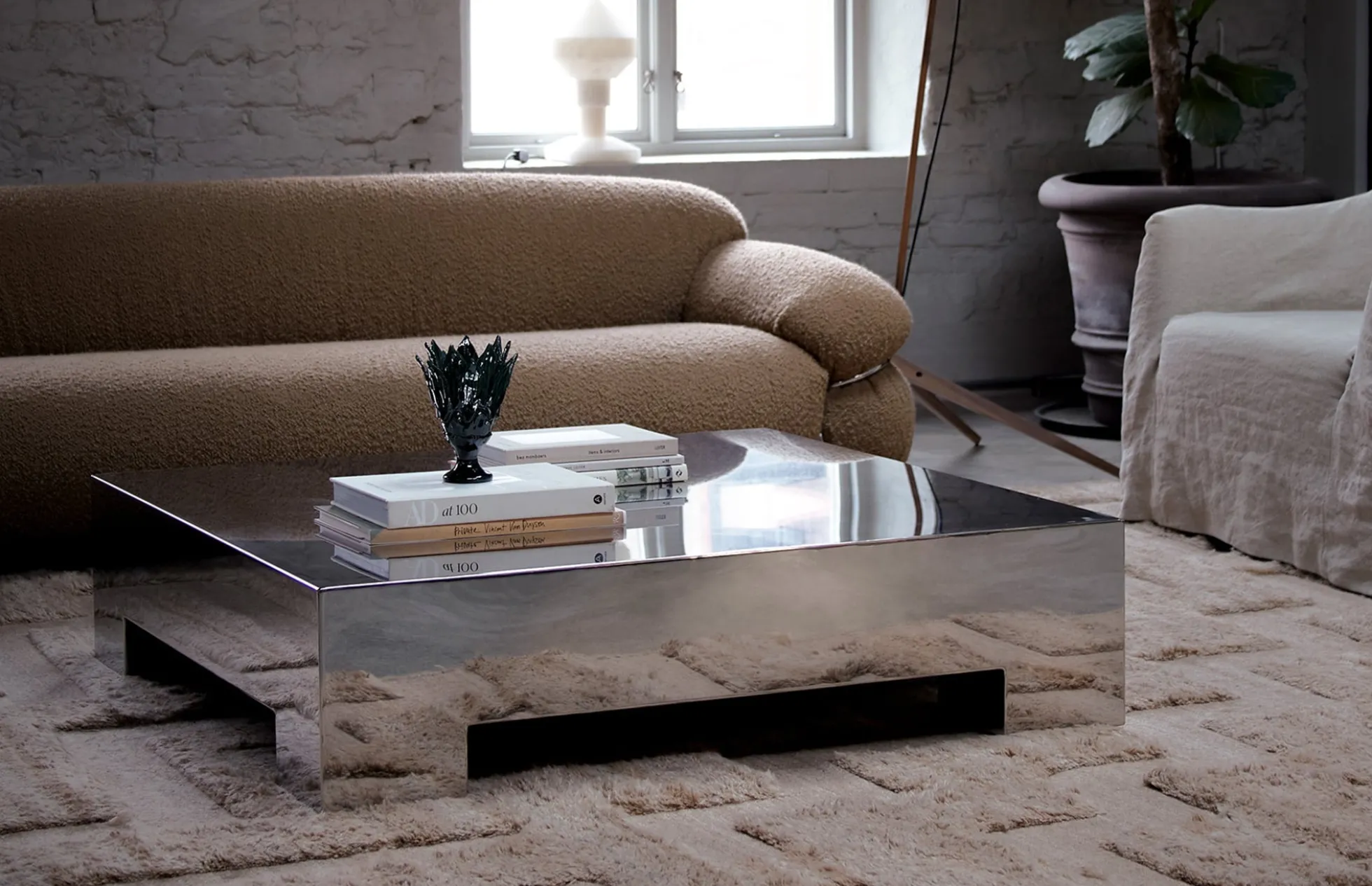 Tôle Sofa Table